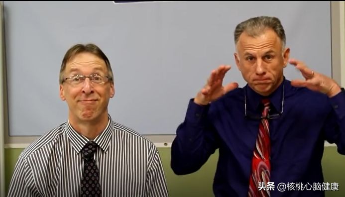 中风后面瘫怎样康复？一套面部小动作，简单实用效果惊人