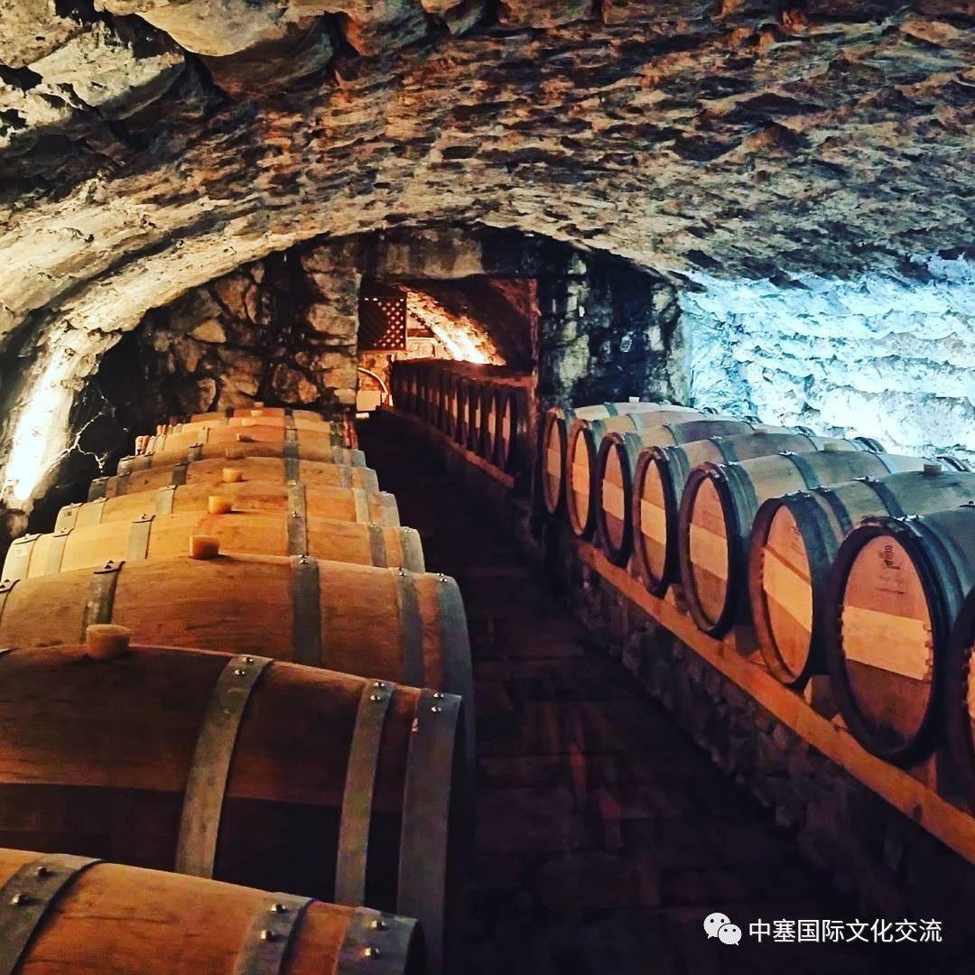 连巨星政要都亲睐的修道院葡萄酒庄你还不赶紧的｜尽在波黑福尔多