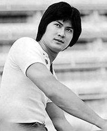 肥肥郑少秋郑欣宜,肥肥走后郑少秋管郑欣宜吗