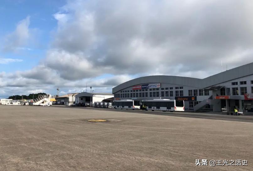 塞拉利昂滴血钻石,塞拉利昂血钻真实事件