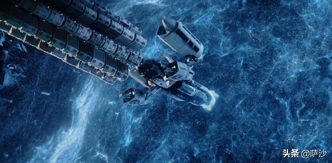 外星圣母安抚迷失太空的人类灵魂：《爱死亡和机器人》裂缝之外