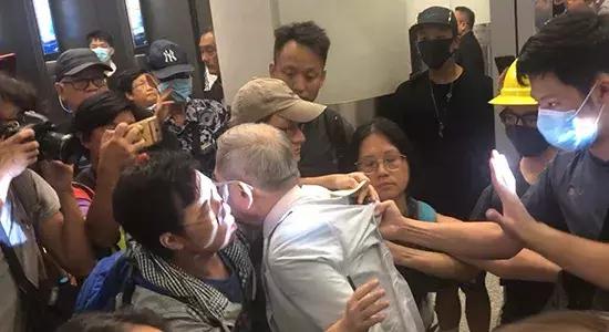 港媒采访香港的内地人 (港媒报道在香港的内地人)