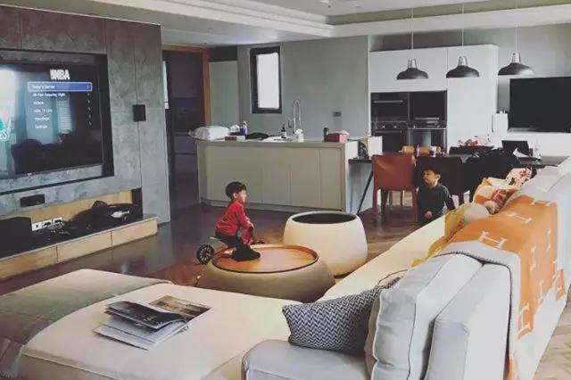 张一山被宋丹丹问你家很富吗,杨紫尤浩然张一山去宋丹丹家