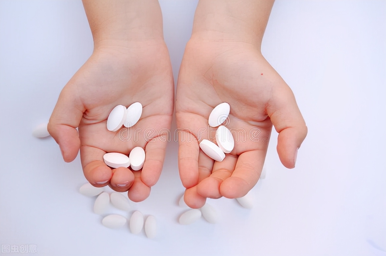 狗狗身上有虫该怎么驱虫,如何辨认狗狗身上有寄生虫