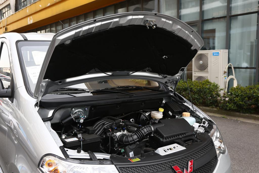 五菱宏光新款皮实,目前五菱宏光最新款车型