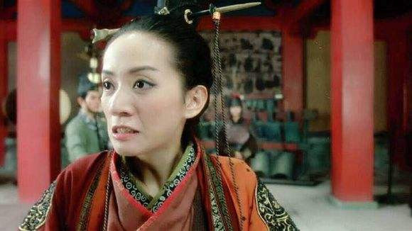 梅艳芳一生未嫁照片,梅艳芳个人资料她的家人