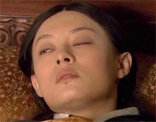 小孩睁眼睡觉是怎么回事,睁眼睡着了是什么原因