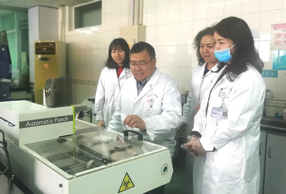 喜报！2020年*疆新**人民医院荣获6项自治区科技进步奖