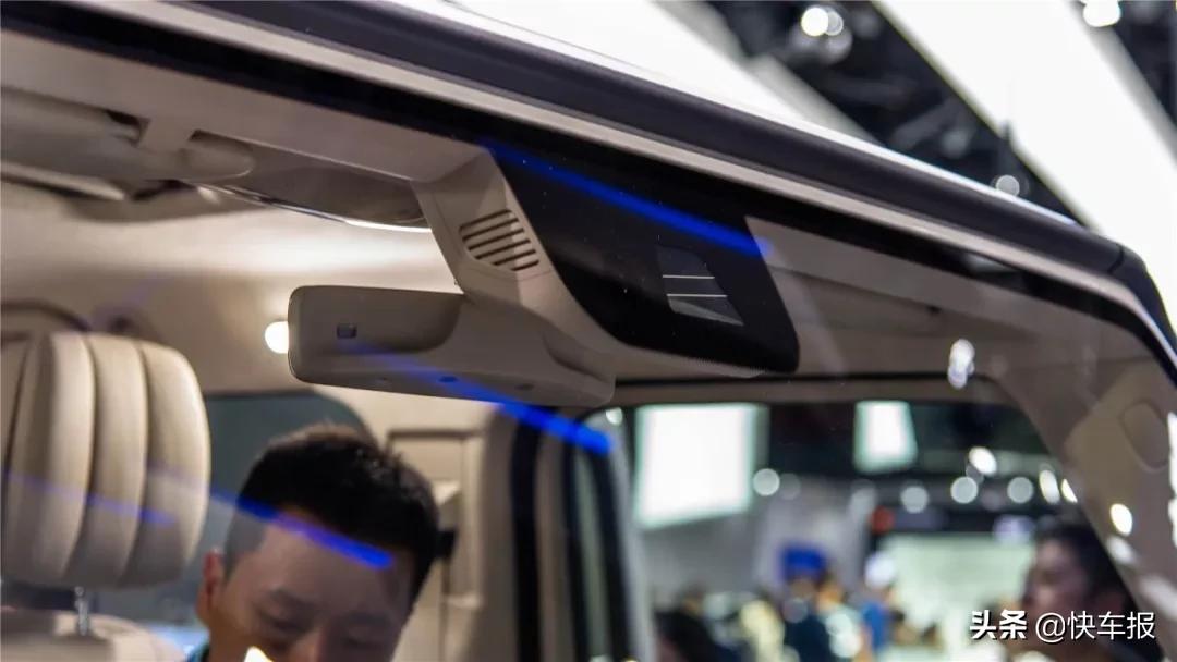 体验奔驰纯电G级越野车,体验老款奔驰g500