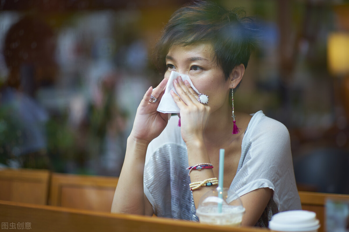 成年人跟妈妈吵架了如何道歉,如果和自己母亲发生争执怎么办
