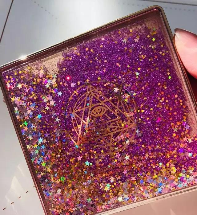 novo液体眼影试色好闪亮仙气十足,四色仙气紫色眼影盘