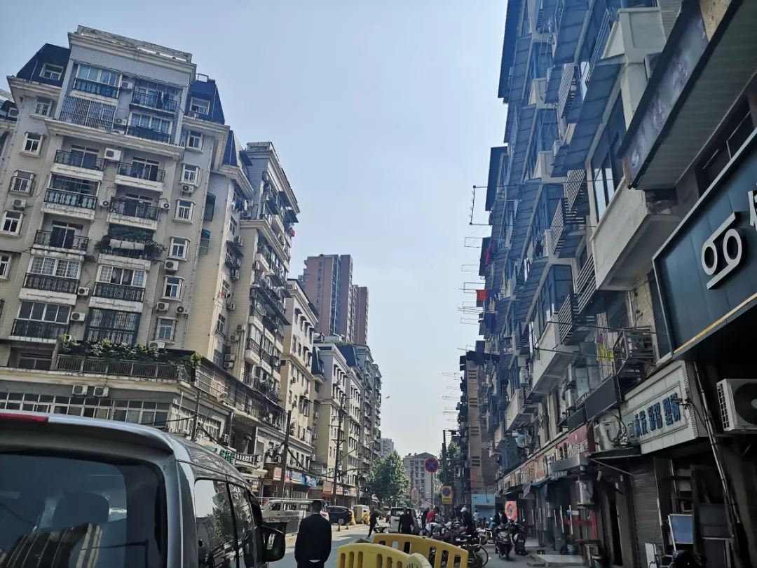 有钱住城市没钱住农村,农村没人居住的房子拆了赔多少钱