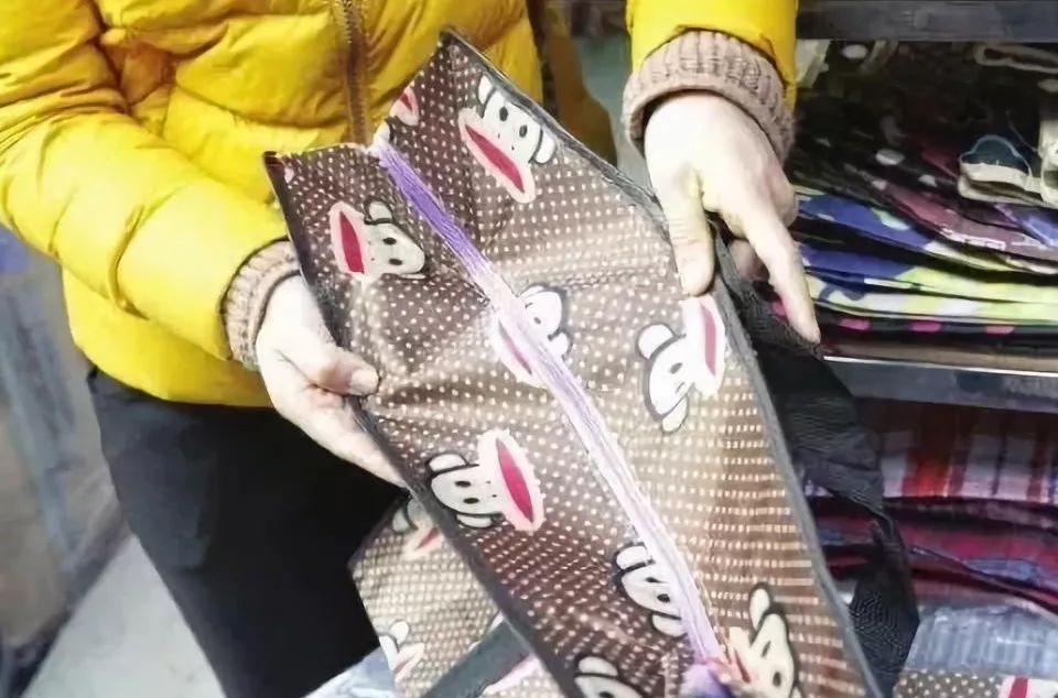 300元的行李箱招致百万商标官司,杂货店老板表示伤不起