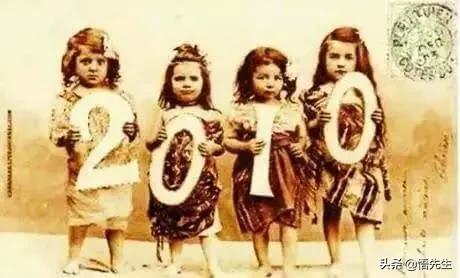 霍金年轻时帅气的照片,霍金年轻时帅照