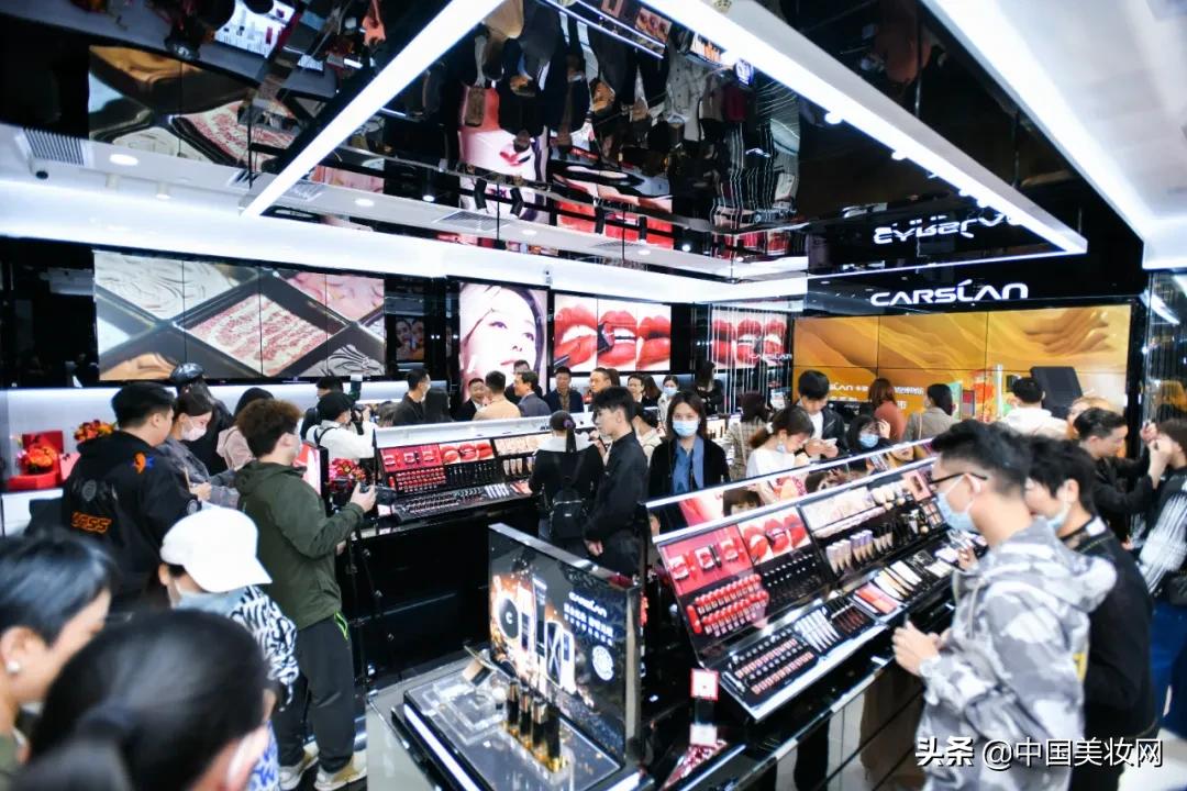 卡姿兰商场美妆活动,卡姿兰美妆品牌店