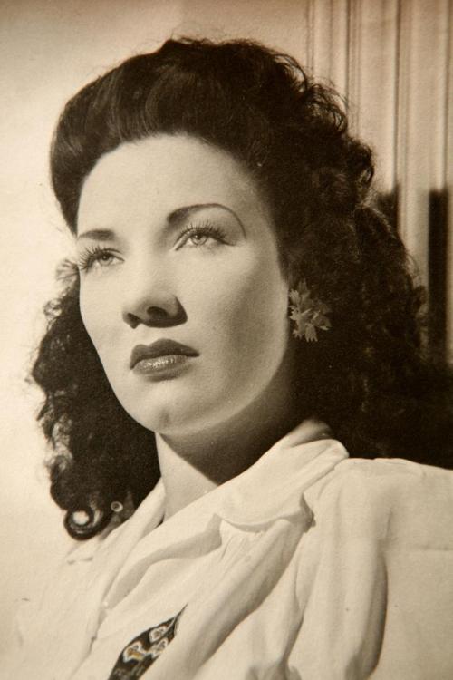 世界最小年龄的瑜伽教练,世界最年长瑜伽老师