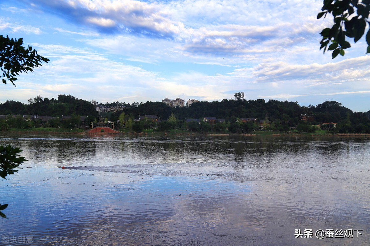 四川旅游攻略乐山,乐山旅游经济分析