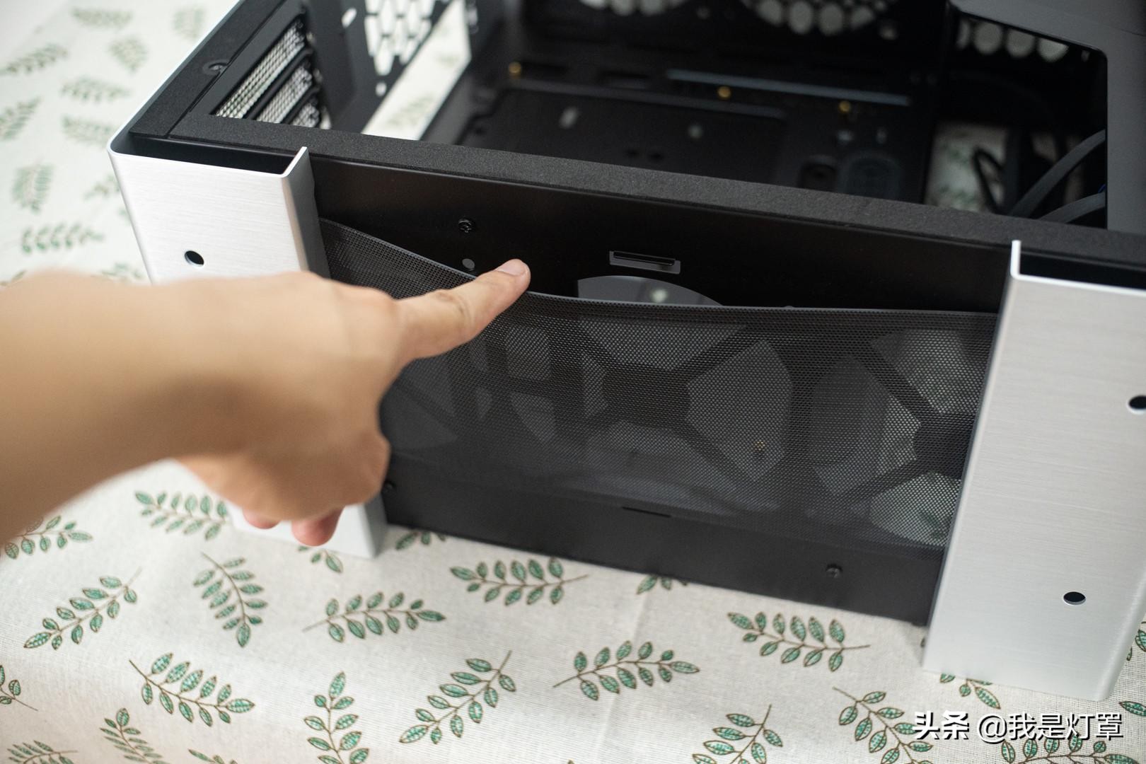 买不起MacM1的我，用QQLT魔改CPU和RX560显卡吃上黑苹果