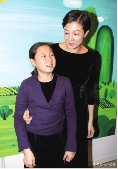 生下女儿后，却沦为华晨宇的前女友，张碧晨到底值不值？