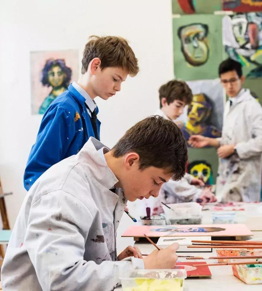 英国南部寄宿制男校温彻斯特公学