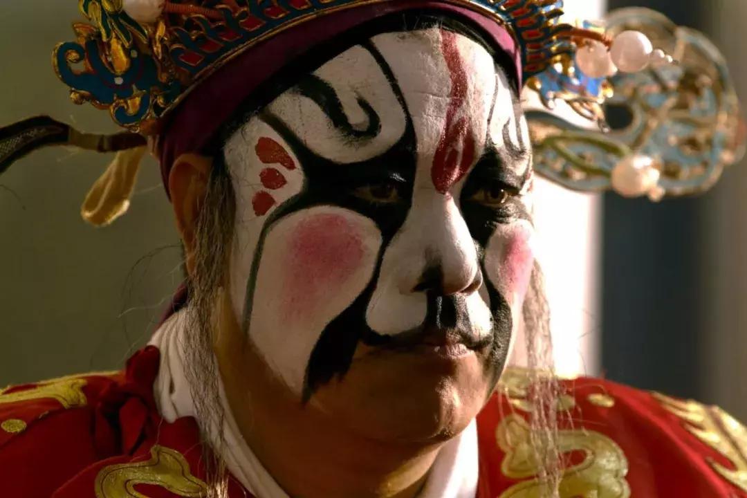 他到西北跟拍5个中国爷们3年：这片土地决定了人们为什么要唱歌