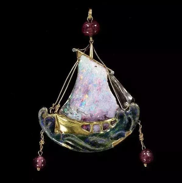 钻石翡翠发黄,翡翠珠宝保养知识大全