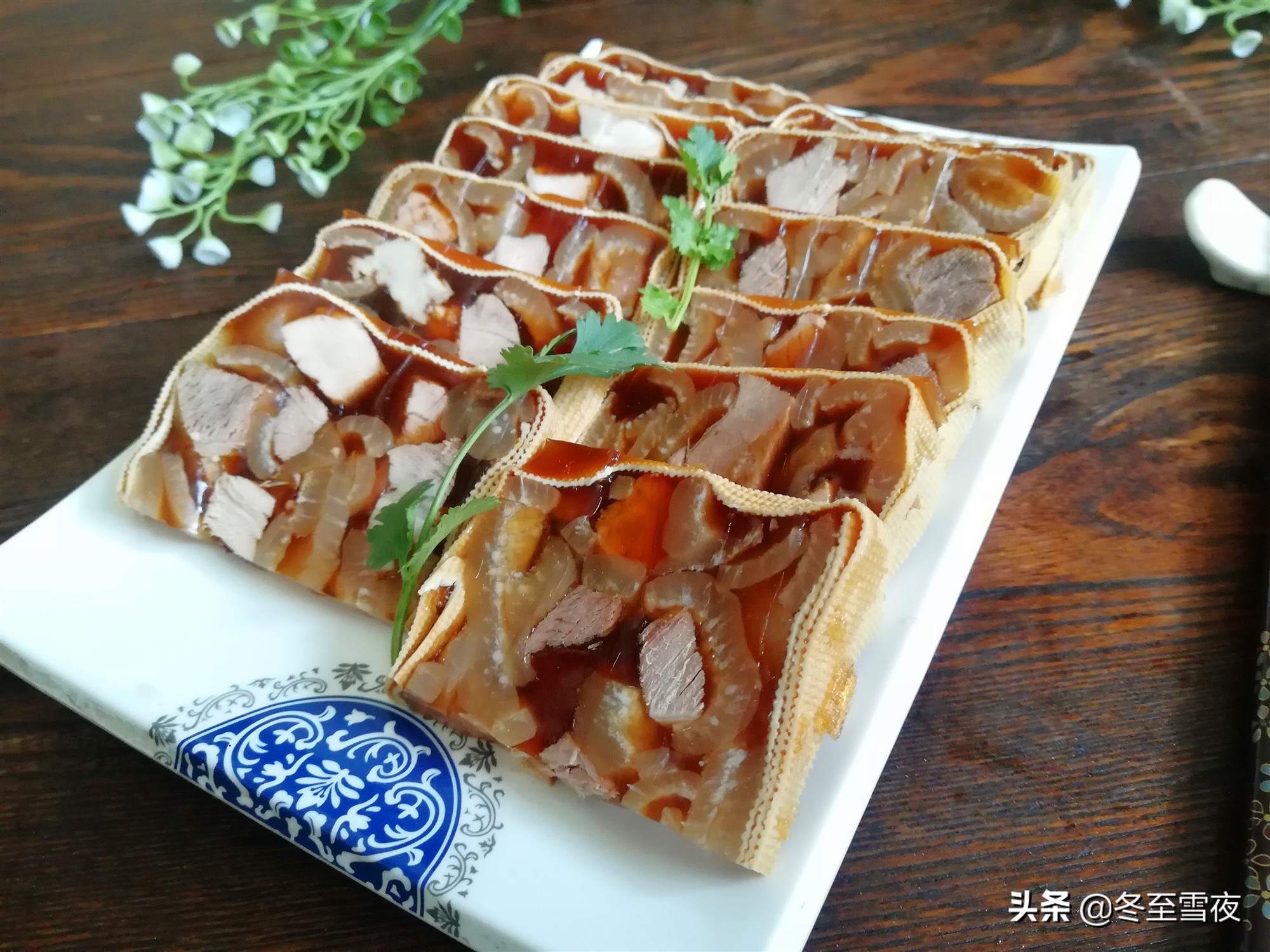 怎么把皮冻熬成透明的,如何做皮冻好吃又简单窍门