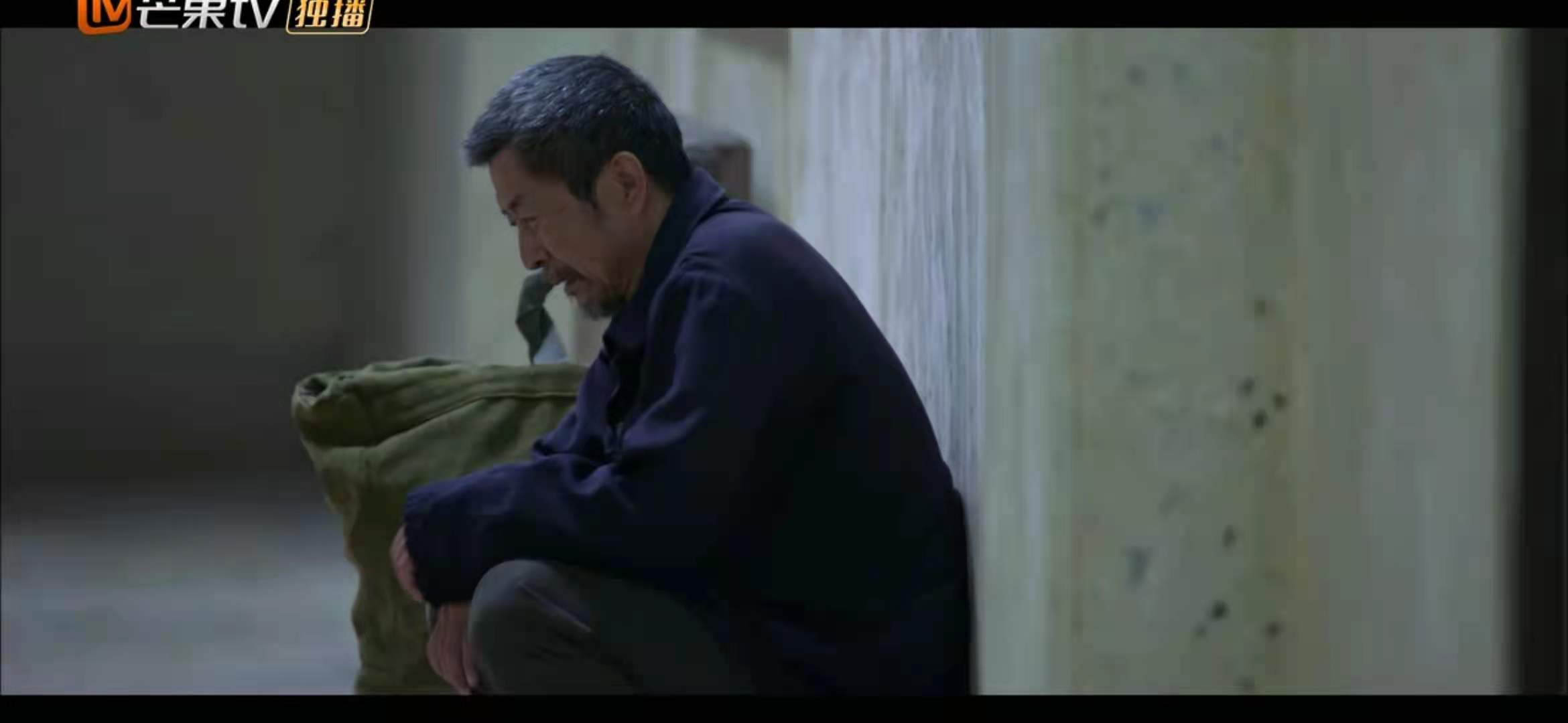 余男谎言真探一共多少集,谎言真探余男和朱世豪在酒吧聊天