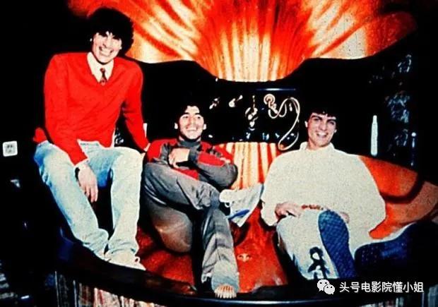 8.4分！马拉多纳去世，这部电影称他为*子骗**：吸毒私生子*手党黑**