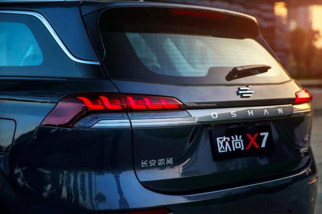 长安欧尚X7太出色，性能表现像合资车，价格却很亲民