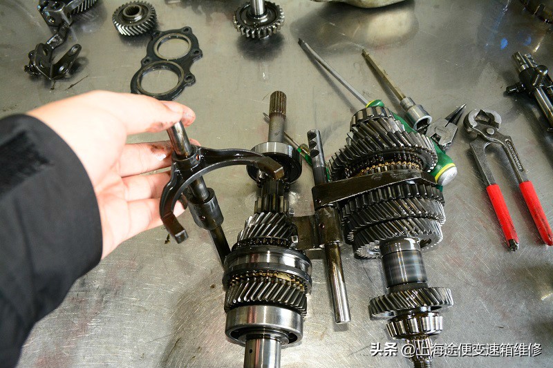 雪佛兰赛欧变速箱故障发动不了,雪佛兰赛欧无法启动挂挡不好挂