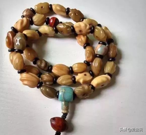滴血莲花菩提盘玩前后对比效果图,21颗菩提手串盘玩