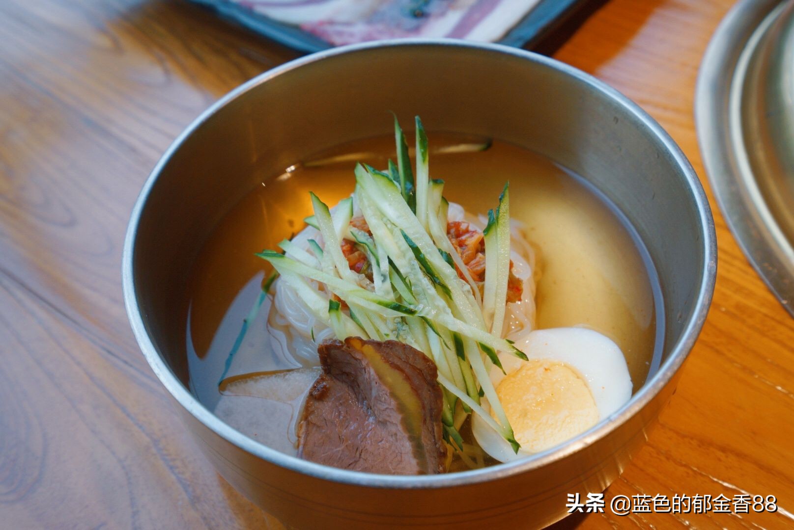 韩国传统烤肉美食,韩国烤肉有什么独特的吃法