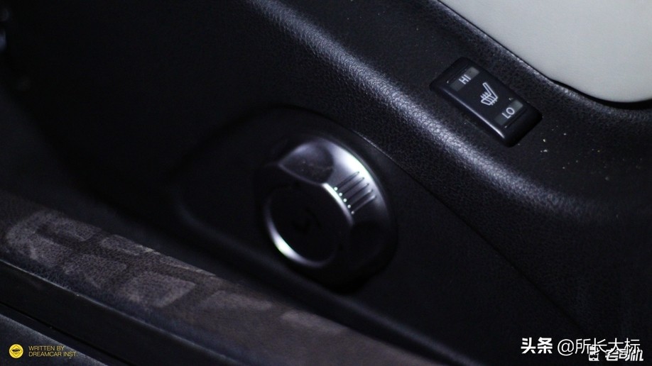 唯快是图，无数男孩梦想中的“战神”GTR轻体验