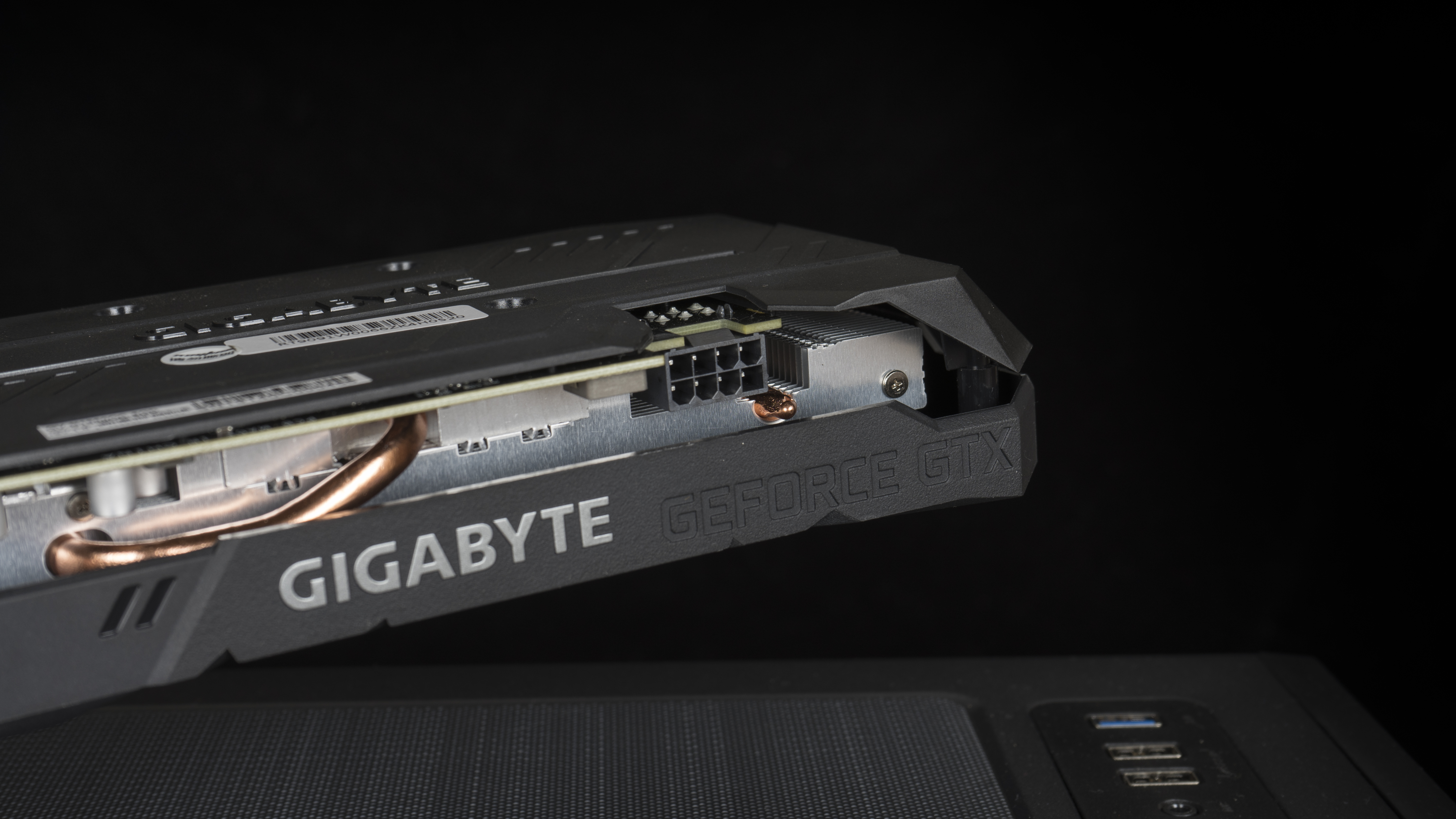 雷霆世纪复仇者v154怎么样,雷霆世纪复仇者电脑主机