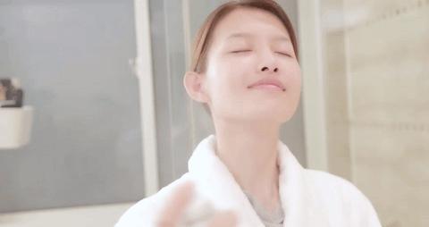 香水应该怎么喷,香水最好喷在衣服哪个部位