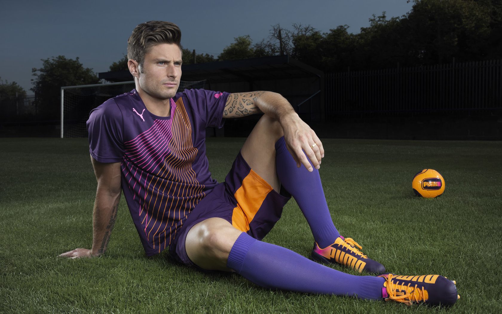 为什么巴西球员巅峰期短,小罗为什么没有打巴西