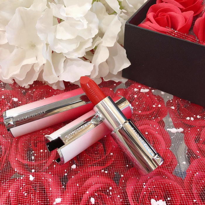 甜美系列来啦今日份美妆穿搭,2021秋冬潮流穿搭美少女