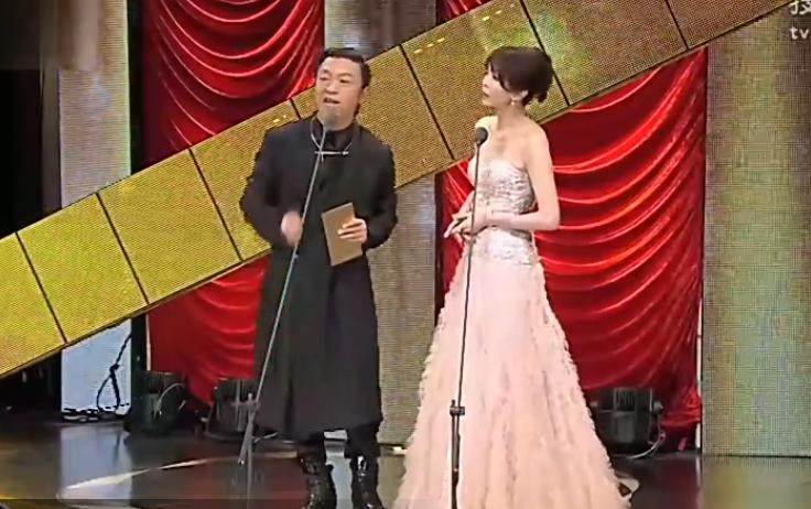 那英表现不尽如人意,那英孤勇者乐评