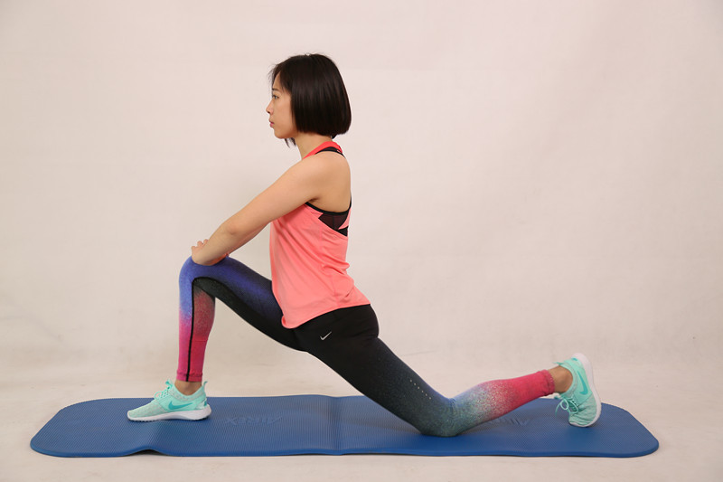 如何改善驼背和骨盆前倾,怎样改善骨盆前倾的腰疼