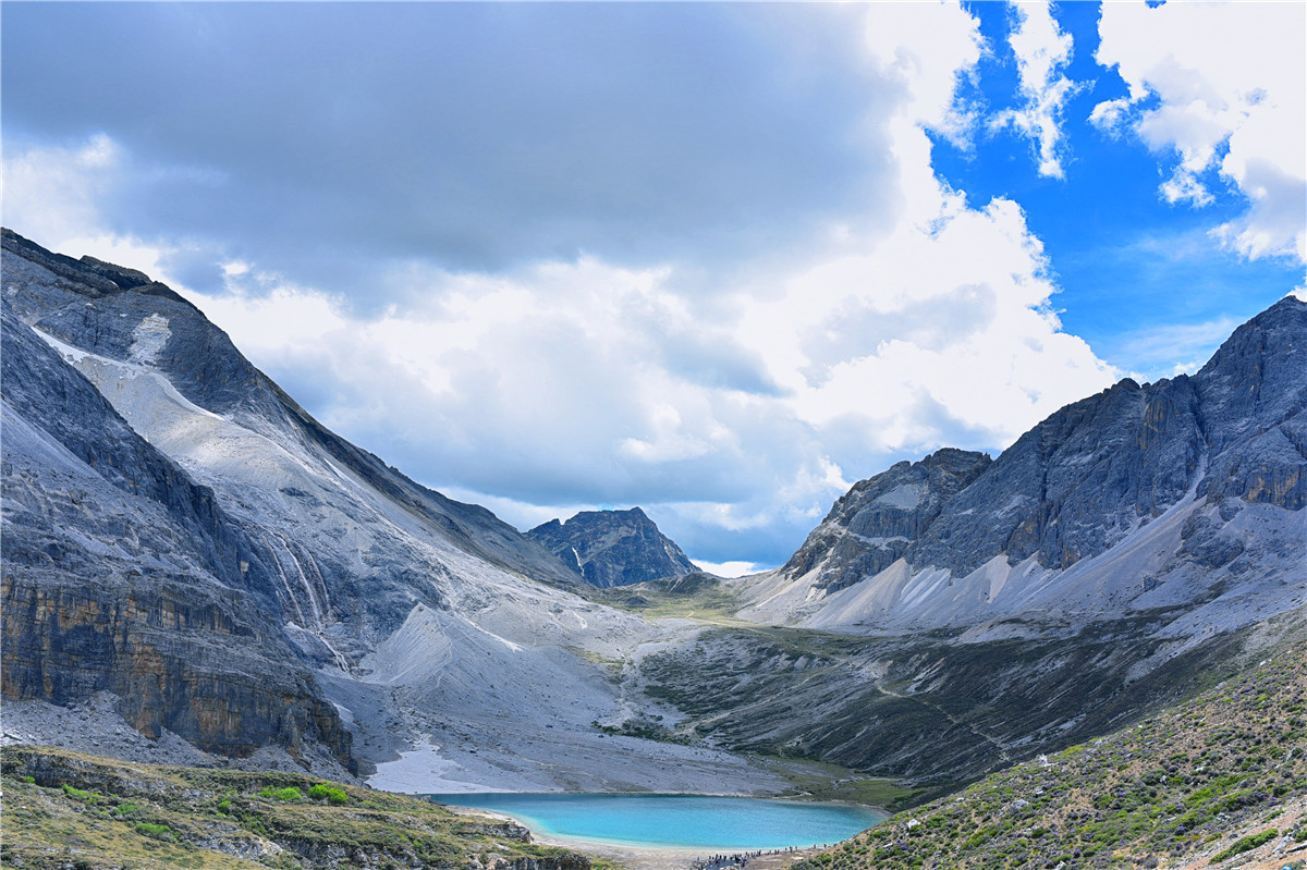 去一次西藏歌曲,圣洁甘孜之旅