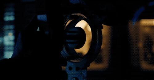 百万网友围观用剪刀剪玻璃，其实这是流传了数百年的化学技术