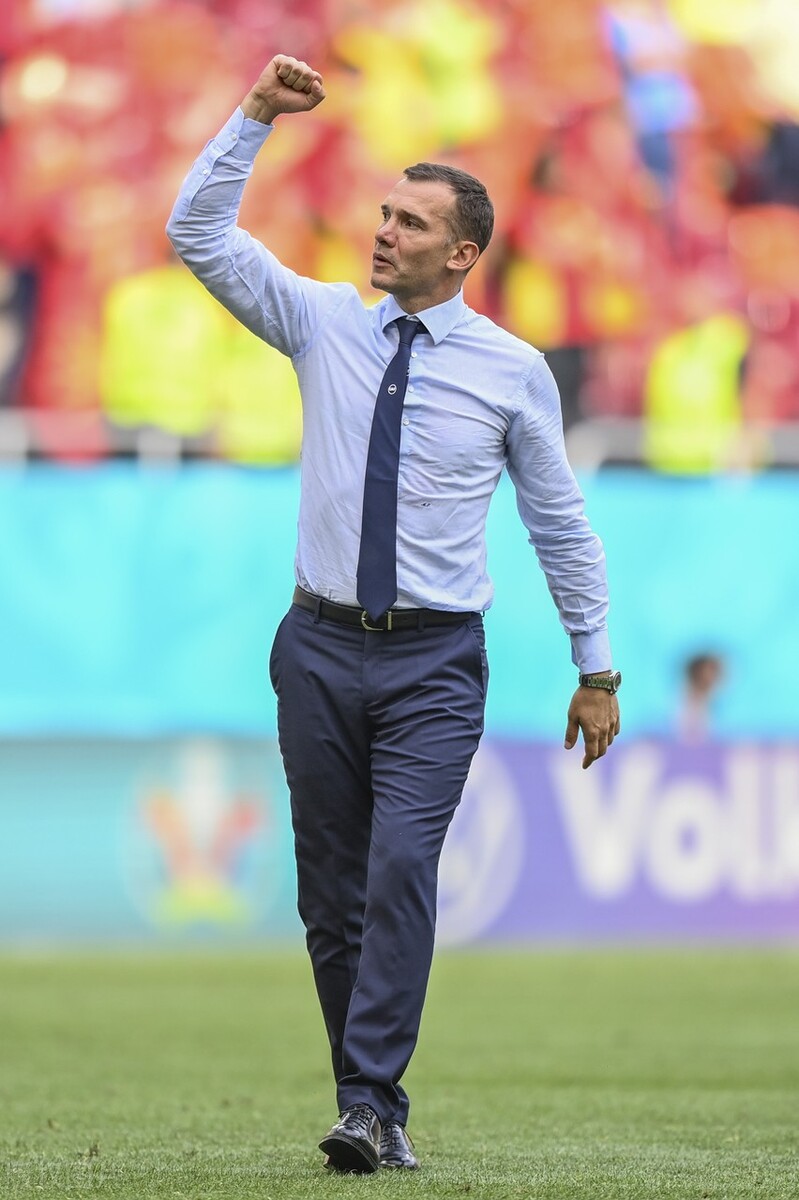 勒夫时装,欧洲杯教练帅照