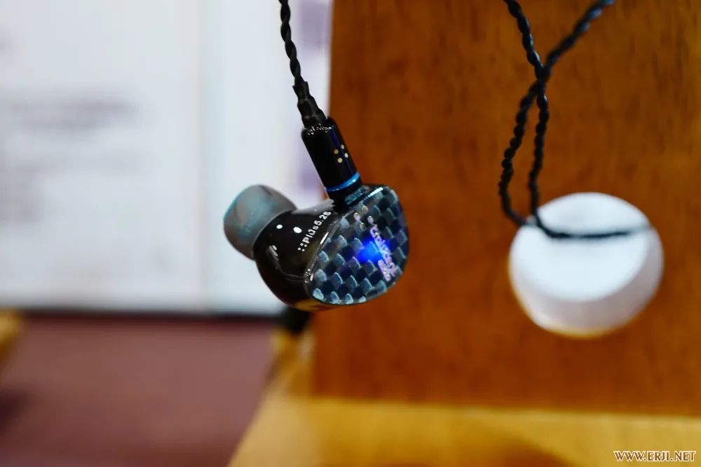 展商如何布展，才能让展位人气显得特别旺？成都国际耳机展大报道