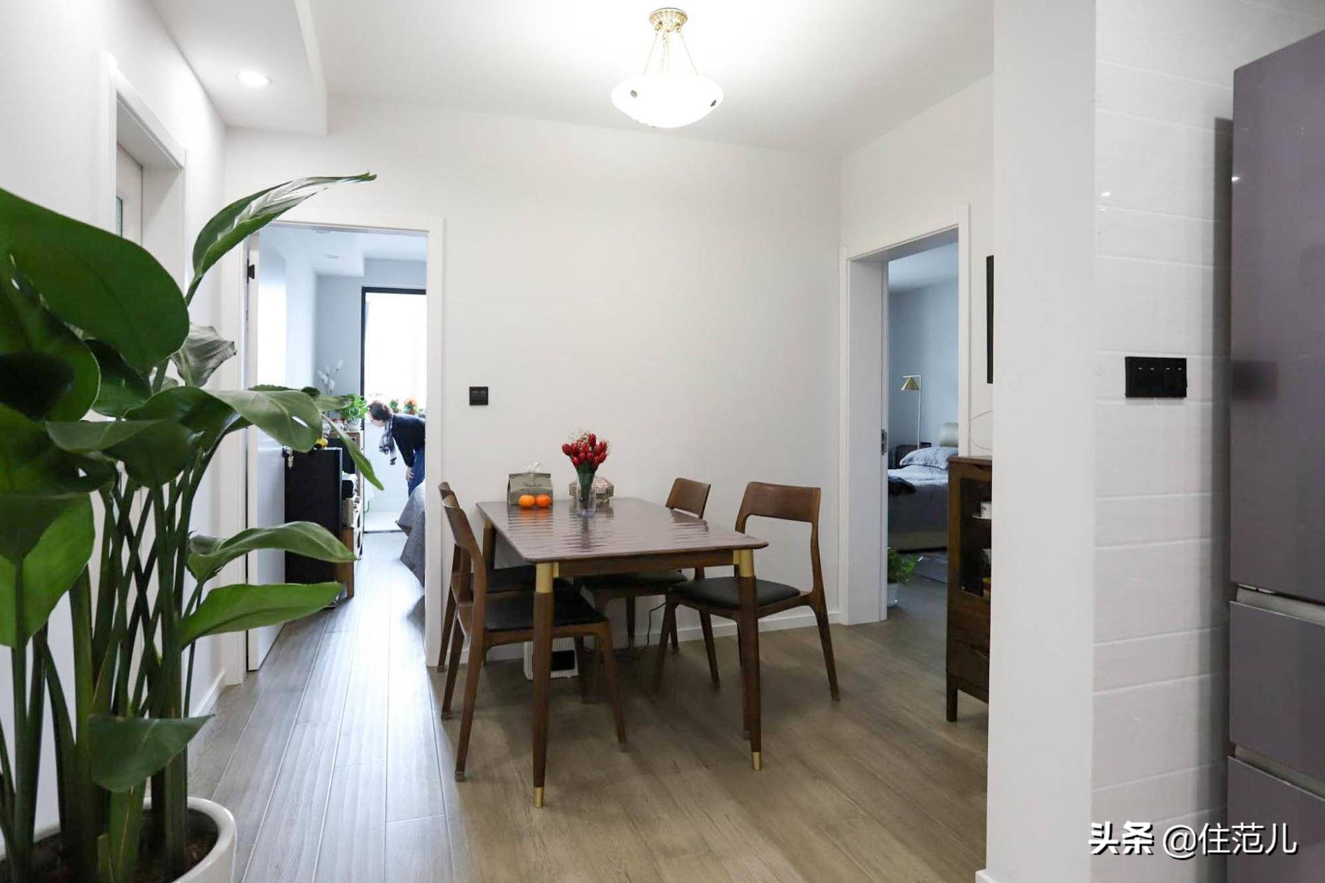 58㎡两室一厅，小户型也能拥有中岛厨房，父母硬核装修胜过年轻人