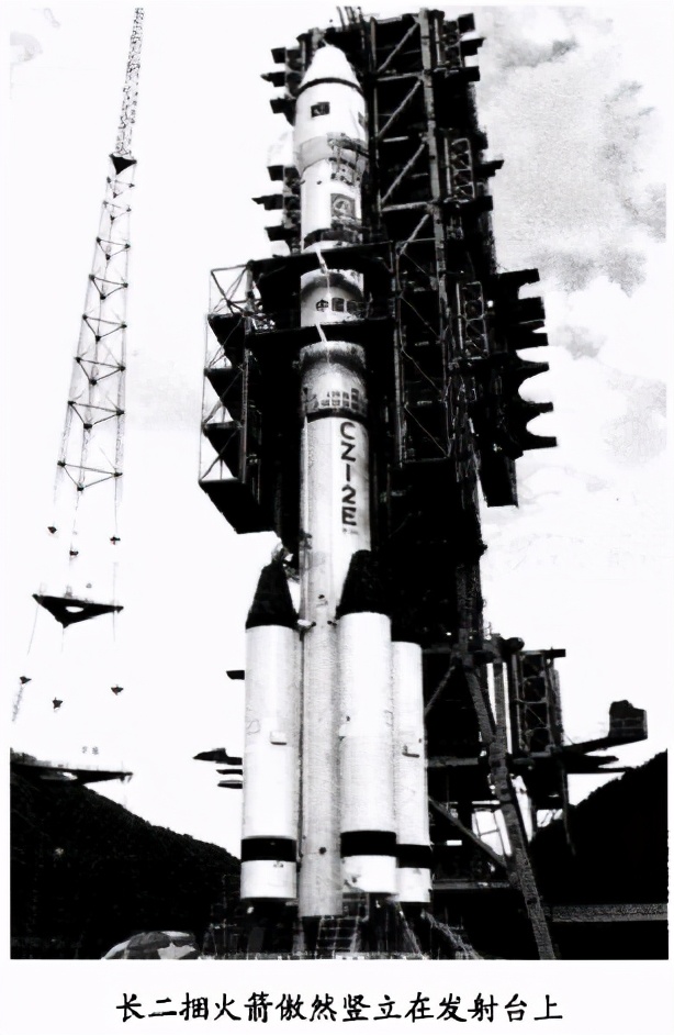 中国人“吃*片鸦**”才能造火箭？聂海胜：我们吃椒麻鹅和宫保鸡丁