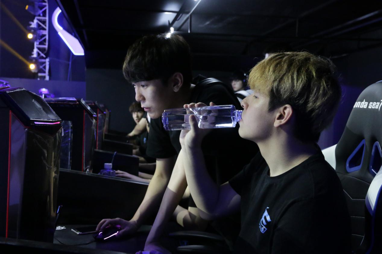 对话战旗LanStory参与者：“前所未有”的国内硬核游戏聚会体验