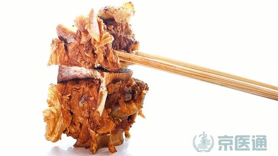 腰痛、腿痛是什么病？骨科医生用一块「羊蝎子」告诉你