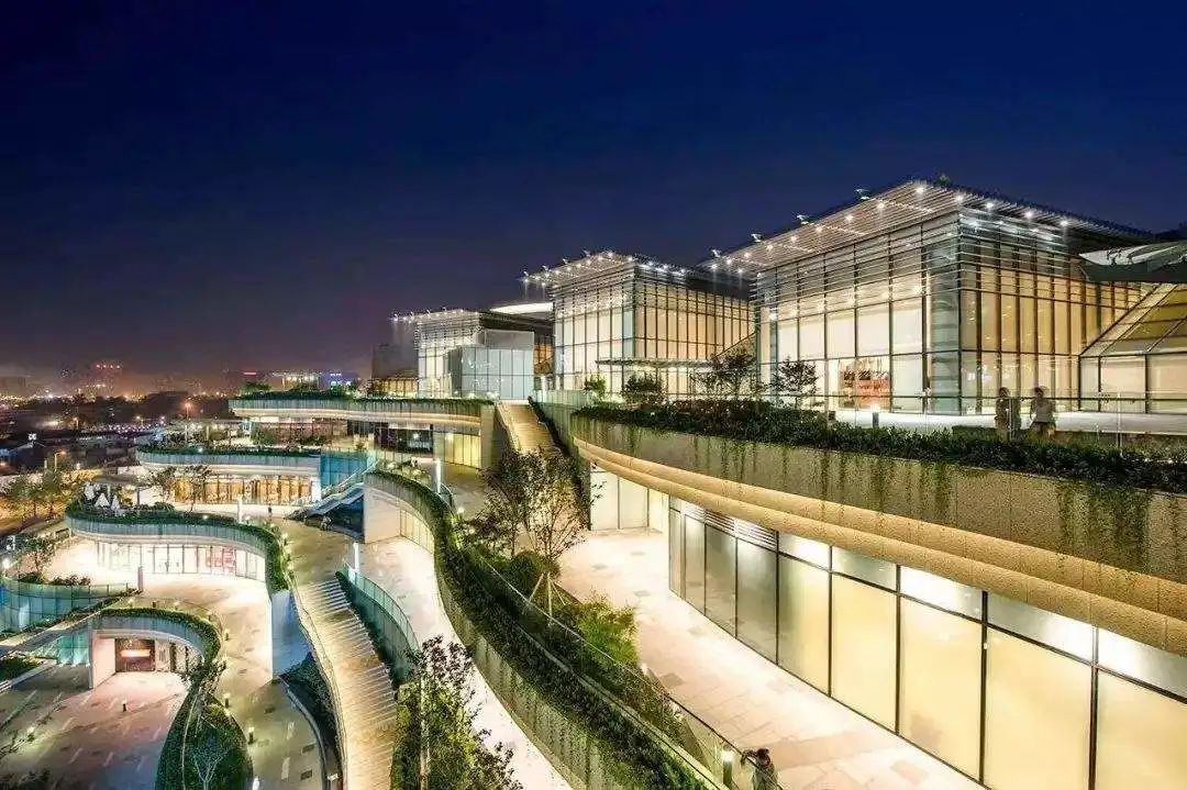 成都万象城线下观赛,成都万象城二期奇幻森林