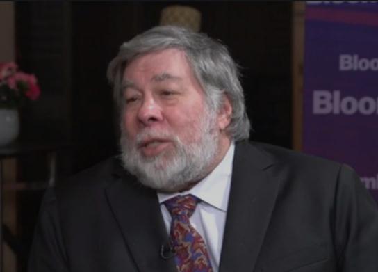 苹果公司创始人都有谁,苹果公司创始人当年的坎坷